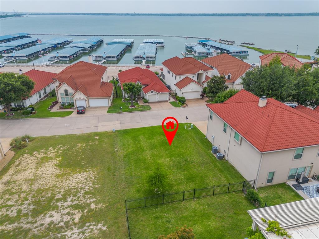 2033 Pontchartrain Drive Property Photo 1