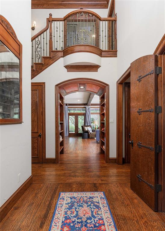 297 Ridgemont Drive Property Photo 4