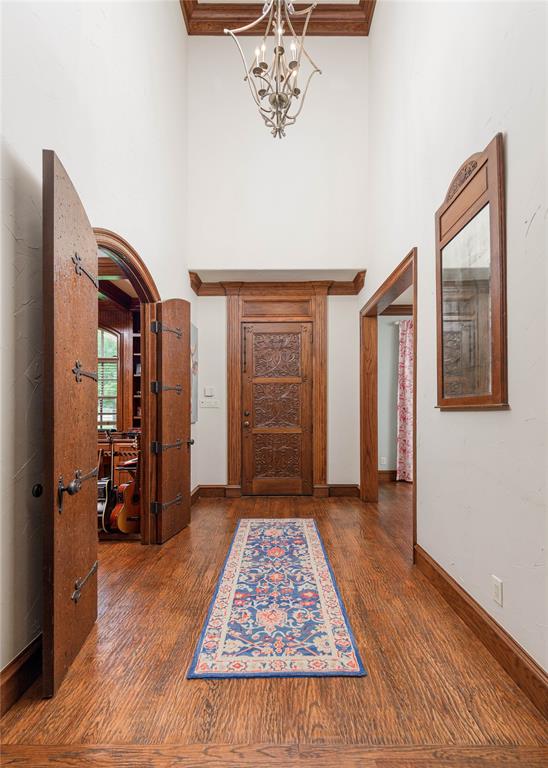 297 Ridgemont Drive Property Photo 5