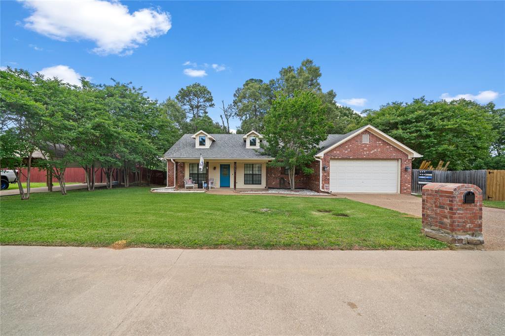 14125 Lone Pine Property Photo 1