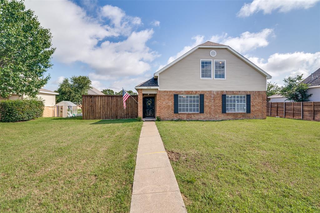 10233 Pondwood Drive Property Photo 1