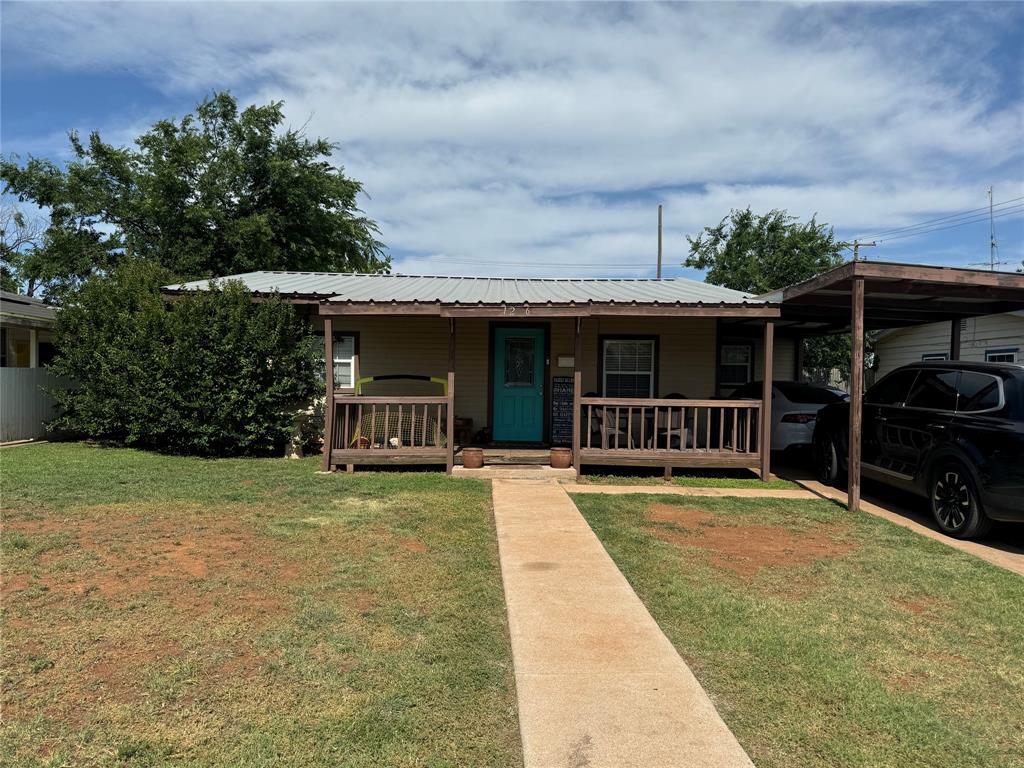 1206 S Crockett Drive
