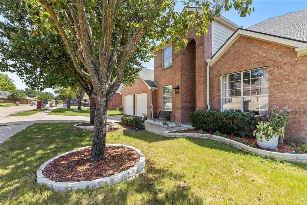 1105 Postwood Drive Property Photo 3