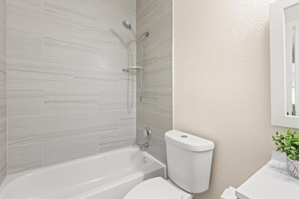 1105 Postwood Drive Property Photo 12