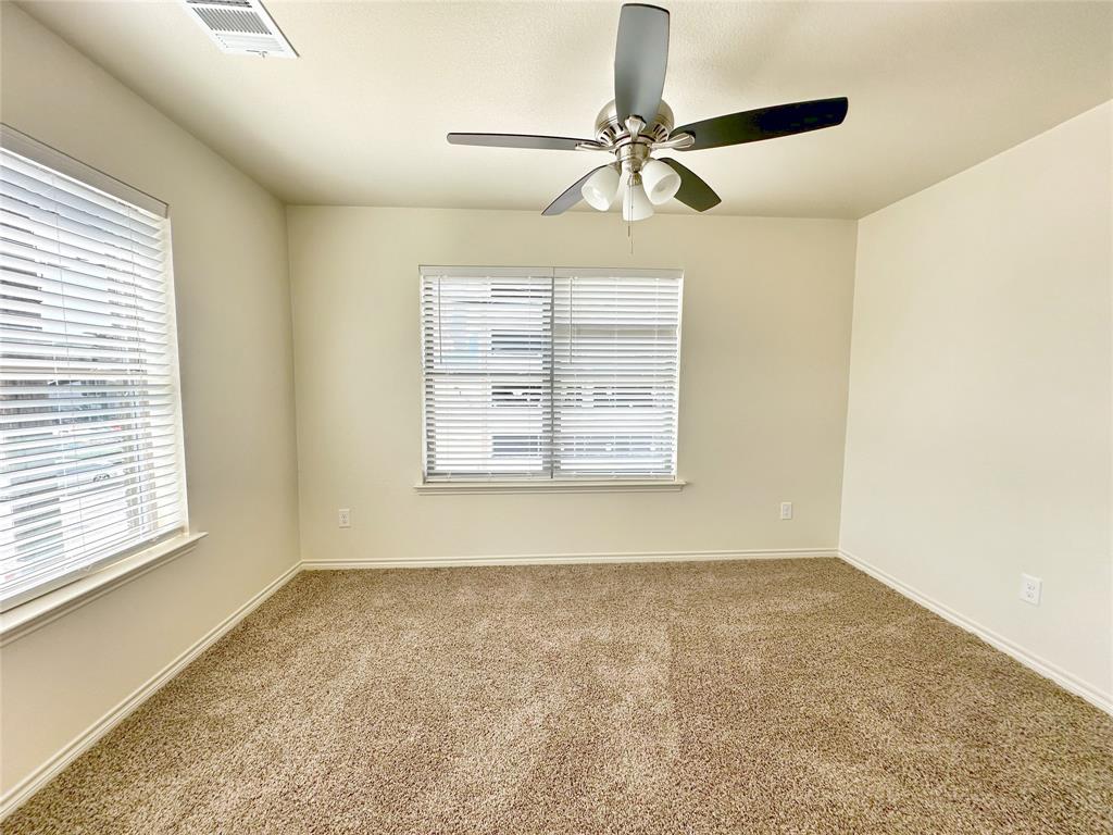 1701 St Louis Avenue Property Photo 13