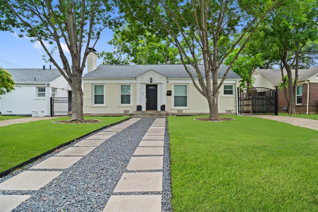 2617 Benbrook Boulevard Property Photo 1