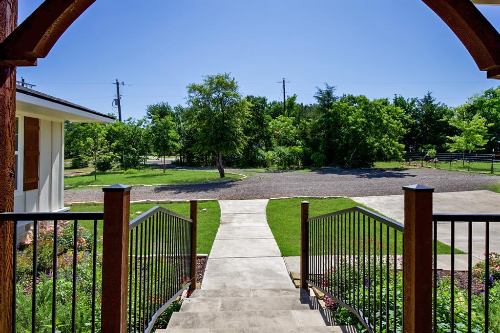 4107 Highland Road Property Photo 3
