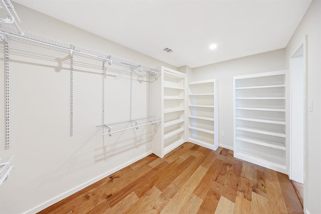 4107 Highland Road Property Photo 17