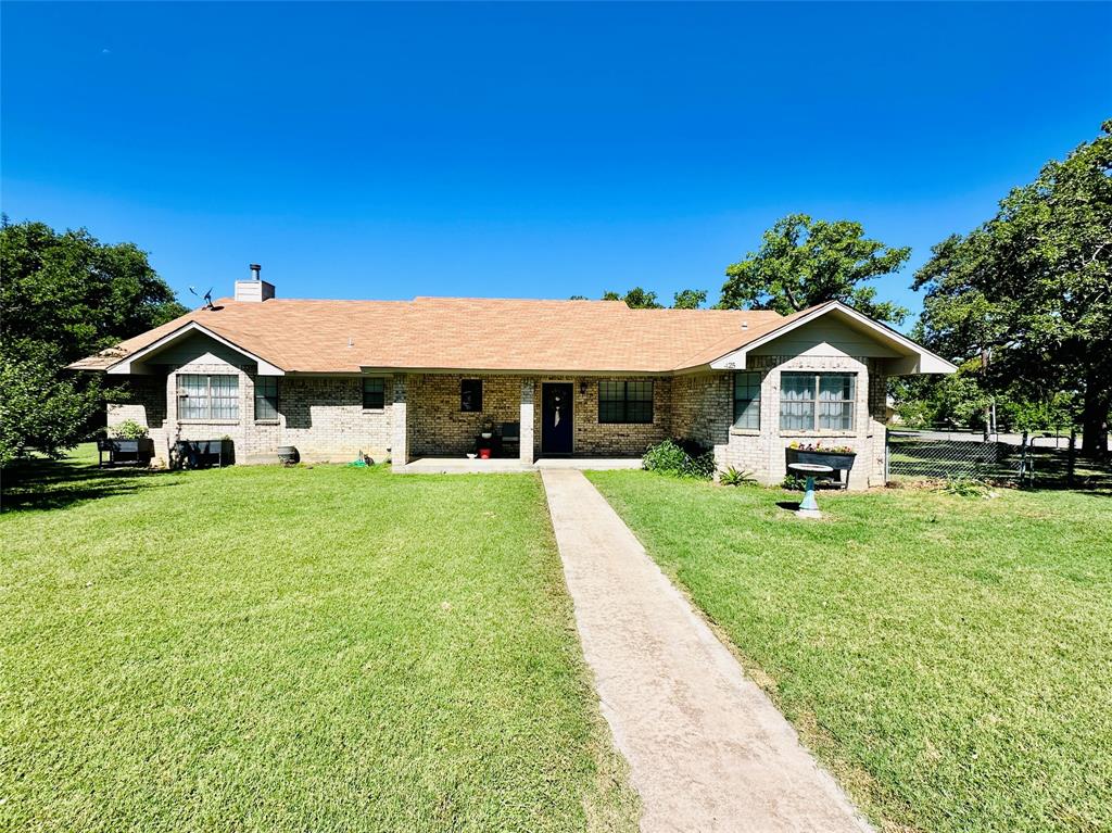 425 N Avenue Property Photo 1