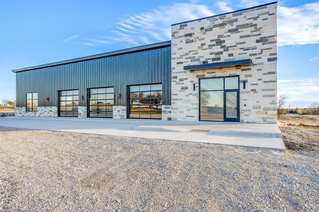 4939 FM 920 Property Photo 1