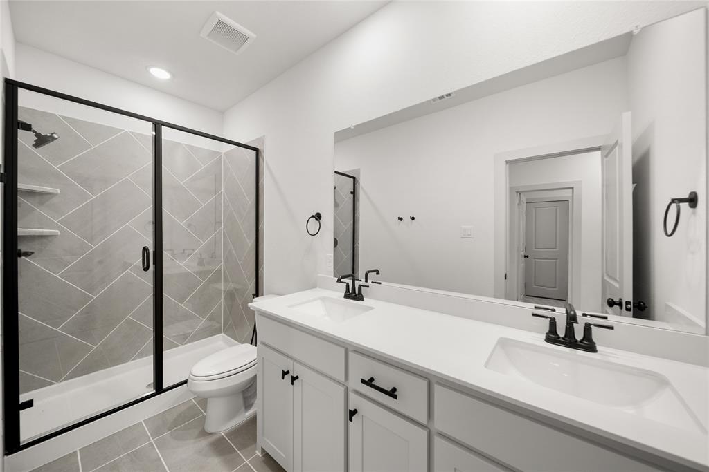 9449 Keep Street Property Photo 12