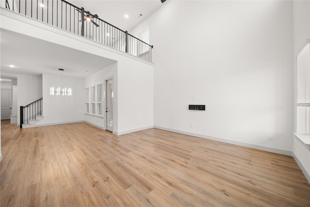 9449 Keep Street Property Photo 17