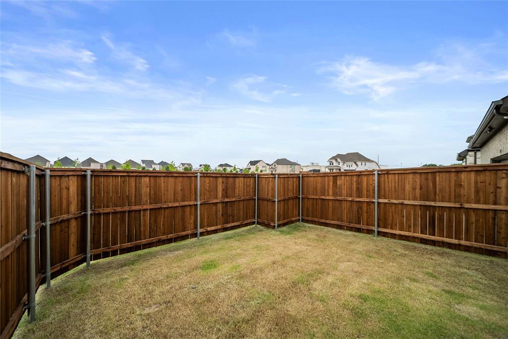 9449 Keep Street Property Photo 20
