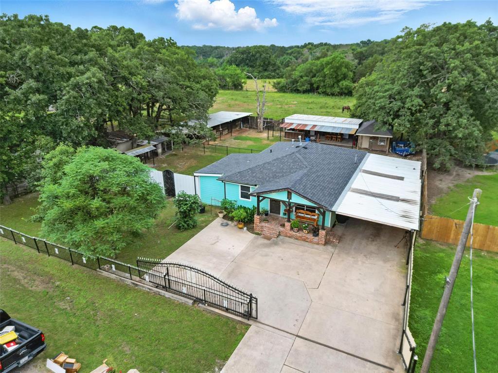 11514 Oakfield Drive Property Photo 1