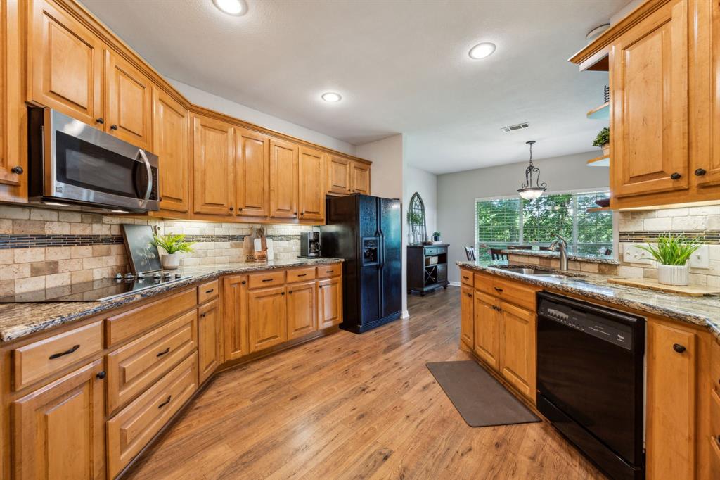 7968 Fm 121 Property Photo 12