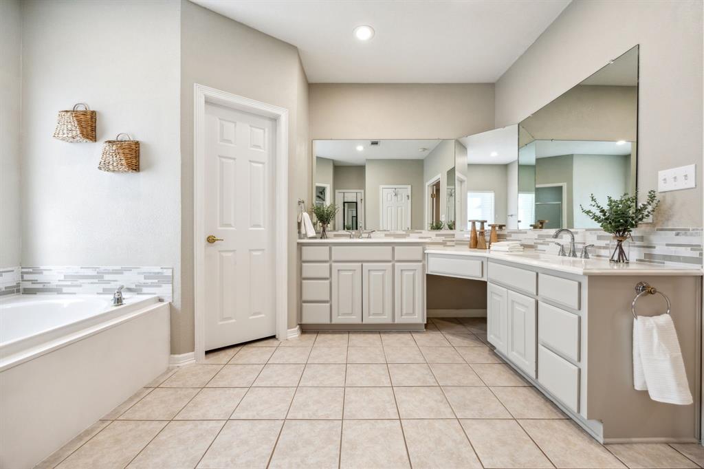 7968 Fm 121 Property Photo 19