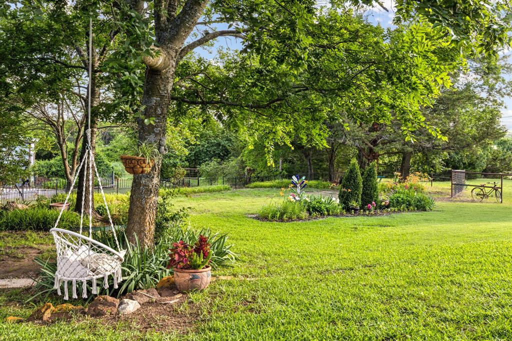 7968 Fm 121 Property Photo 26