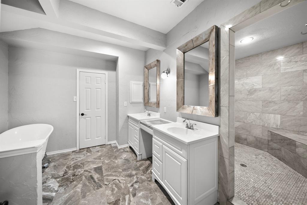 741 Oak Dale Avenue Property Photo 9