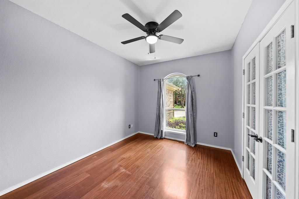 741 Oak Dale Avenue Property Photo 15