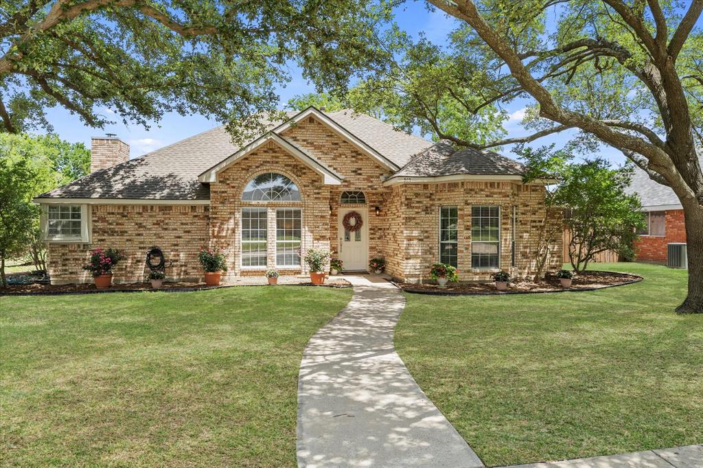 509 Windsor Way Property Photo 1