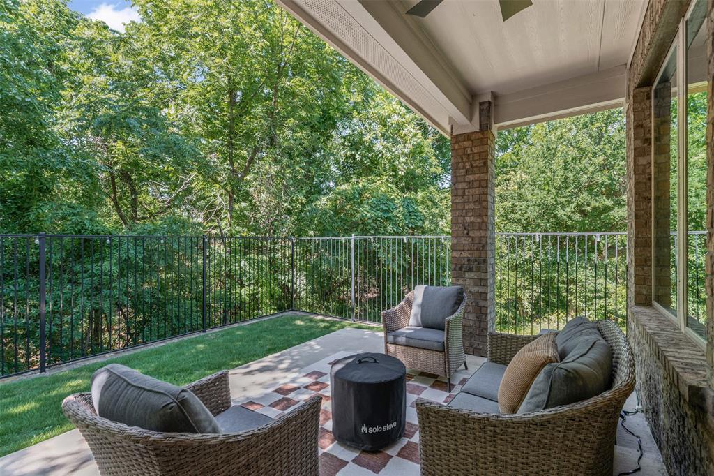 7885 Hickory Branch Drive Property Photo 1