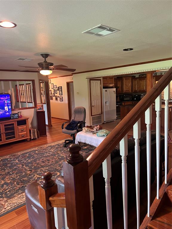 606 S Wade Street Property Photo 1