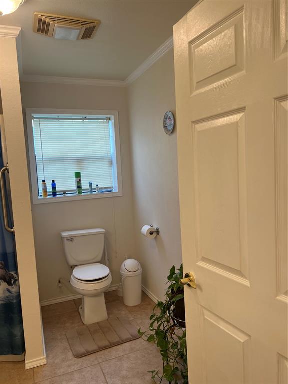 606 S Wade Street Property Photo 30