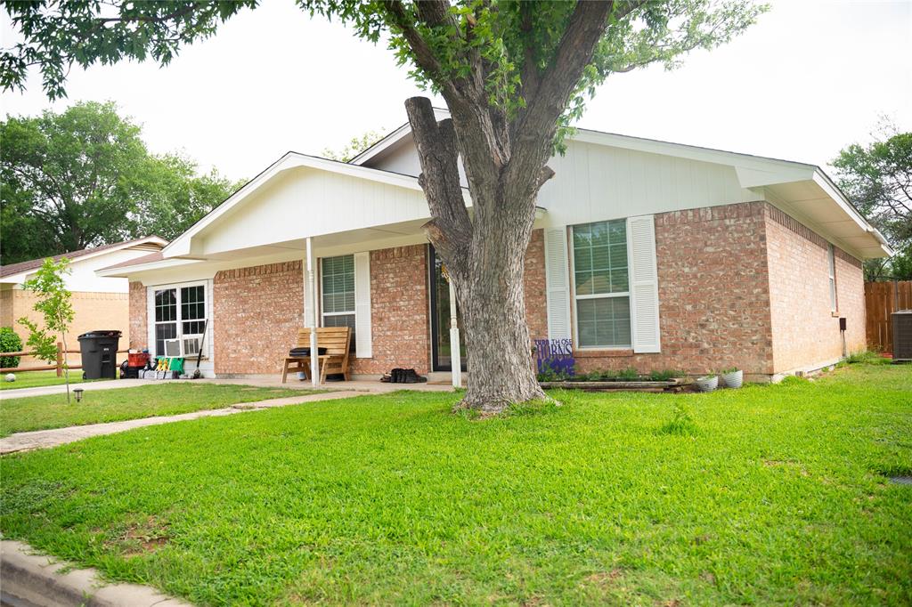 124 Meadow Lane Property Photo 1
