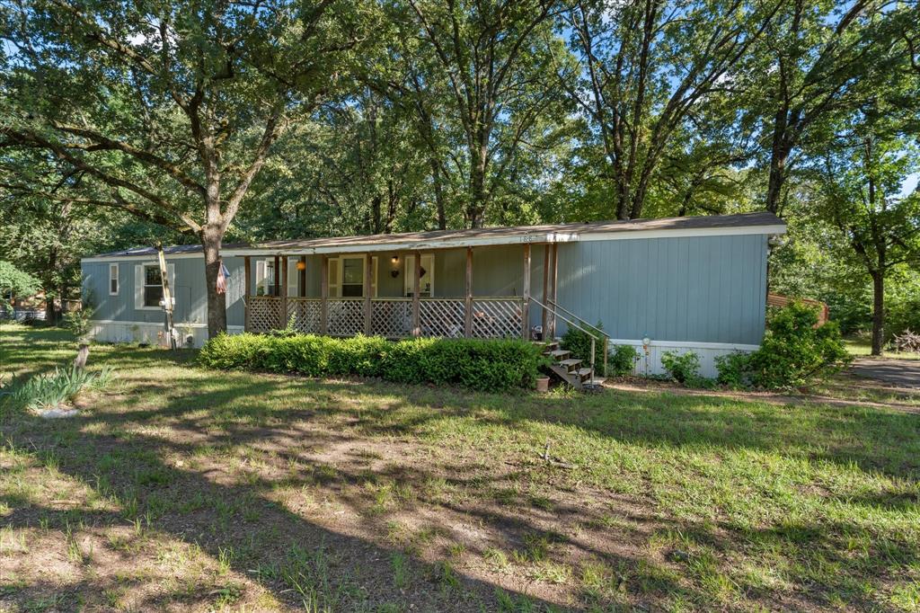 188 Albany Drive Property Photo 1