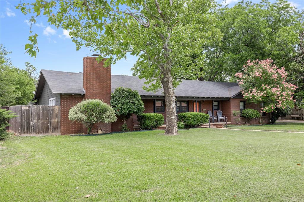 2202 Belmeade Avenue Property Photo 1