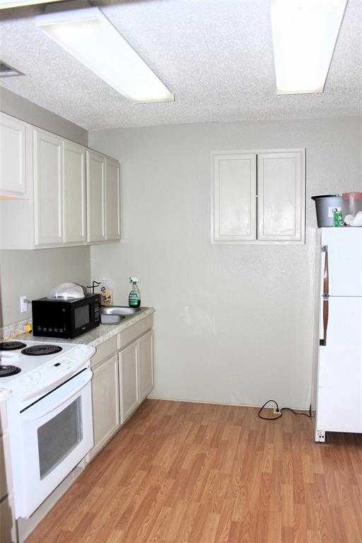 101 E Wallace Street Property Photo 8