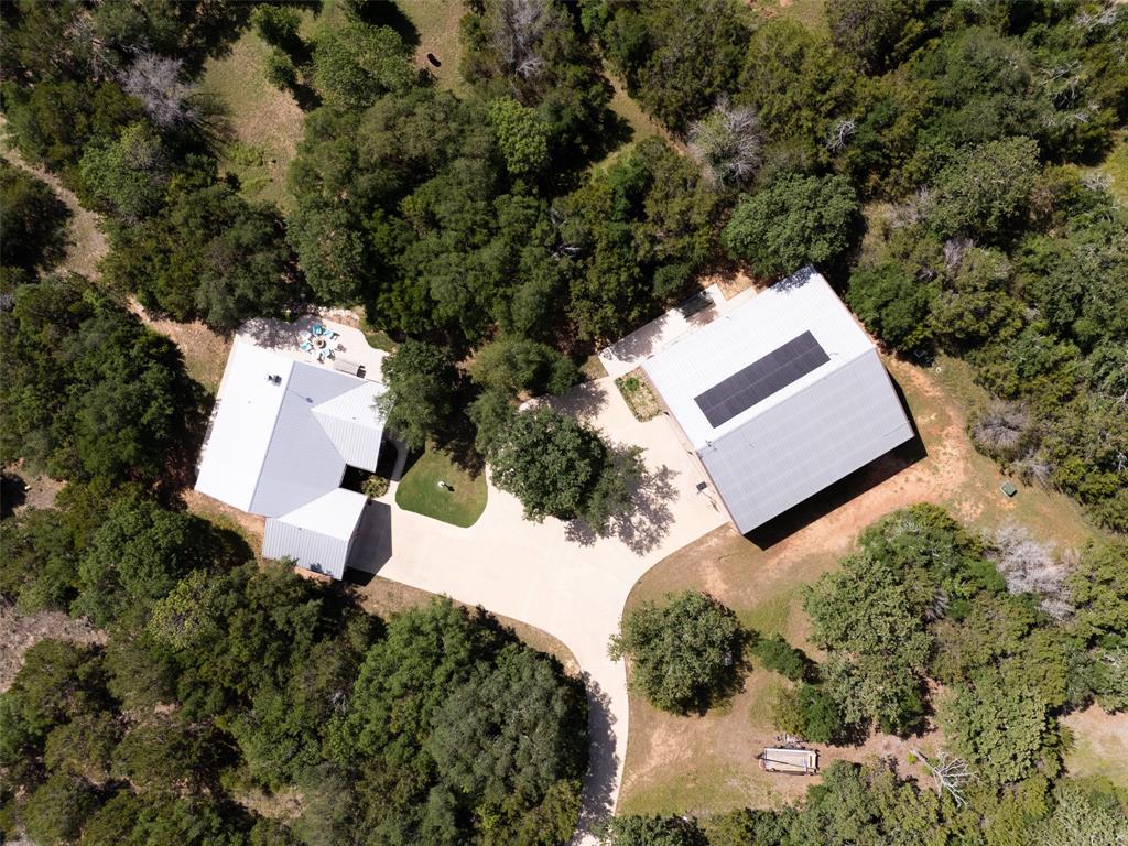 420 Private Road 1400 Property Photo 1