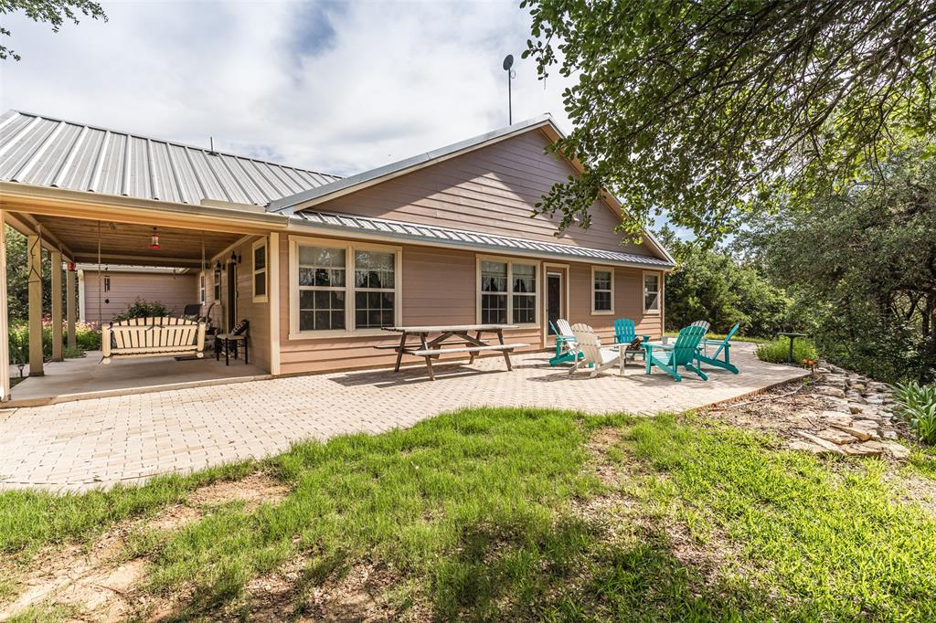 420 Private Road 1400 Property Photo 14