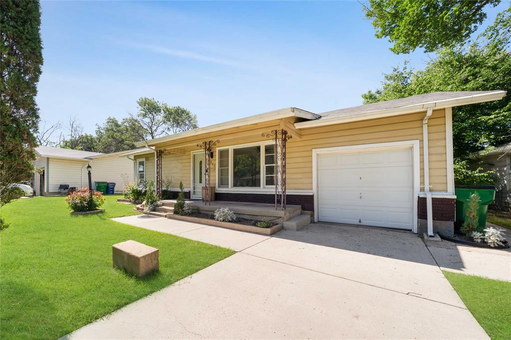 5312 Nadine Drive Property Photo 1