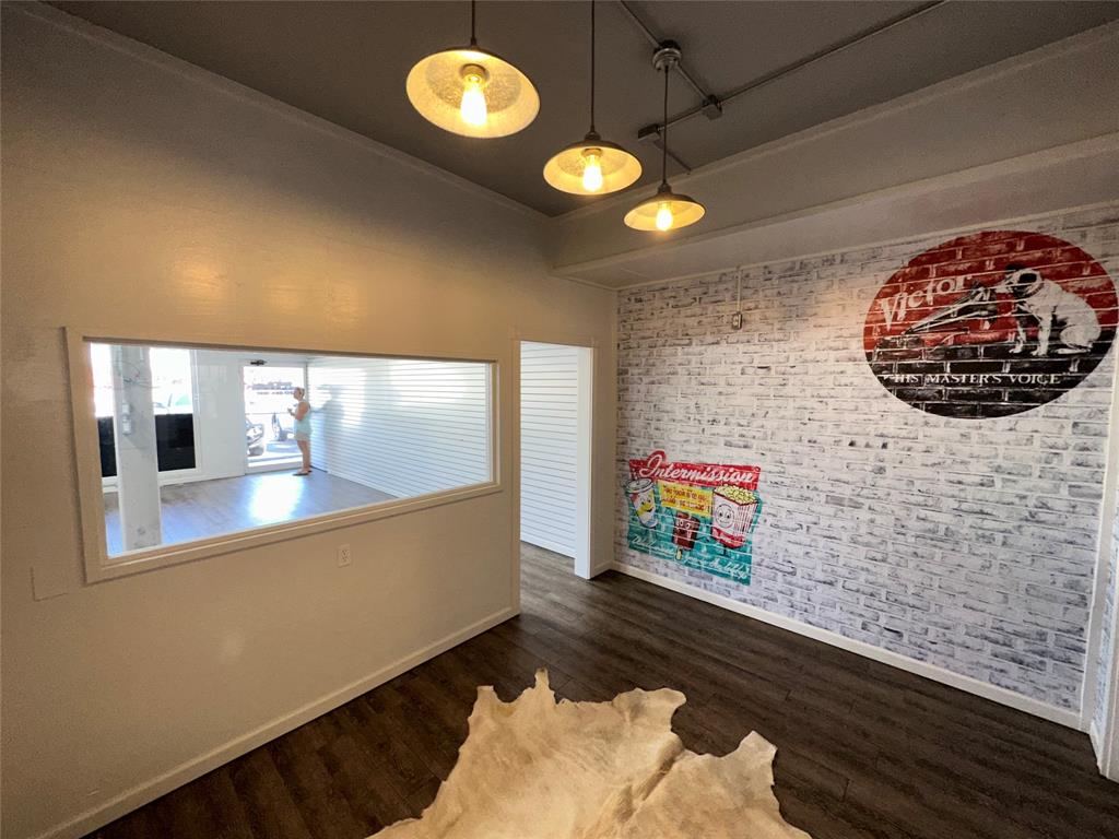 1222 Fort Worth Highway A Property Photo 12