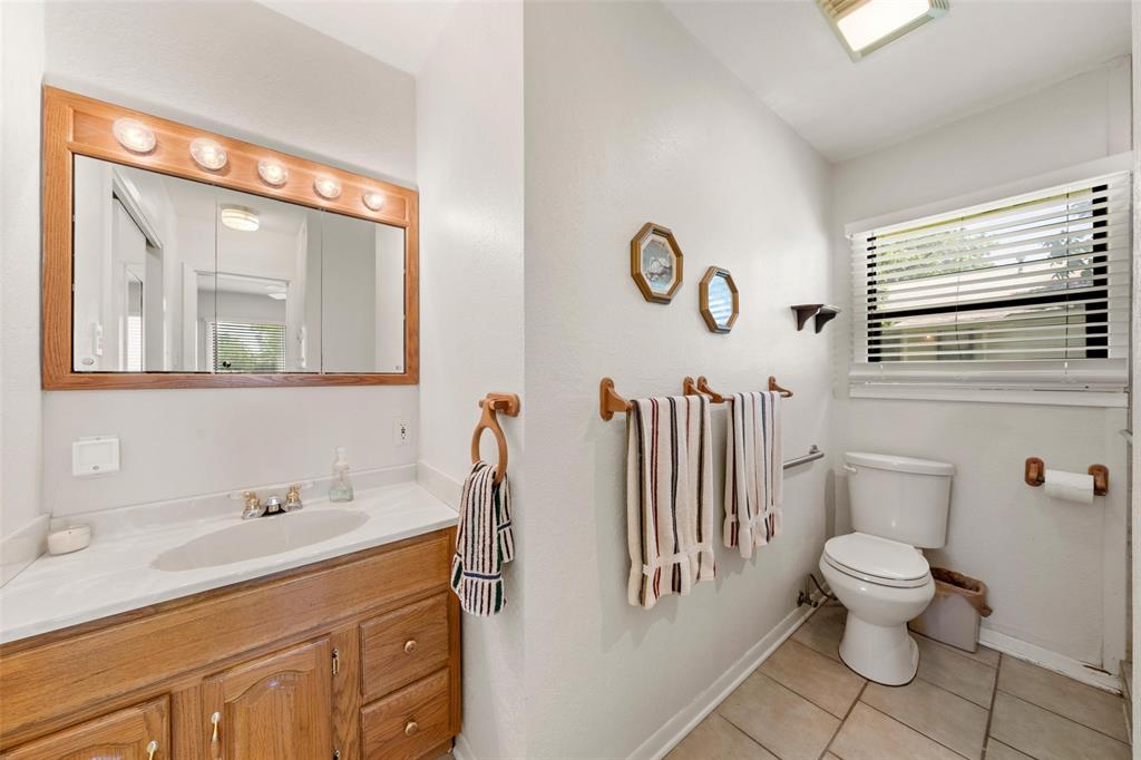 386 W Main Street Property Photo 10