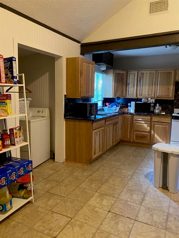 602 W Walcott Avenue Property Photo 23