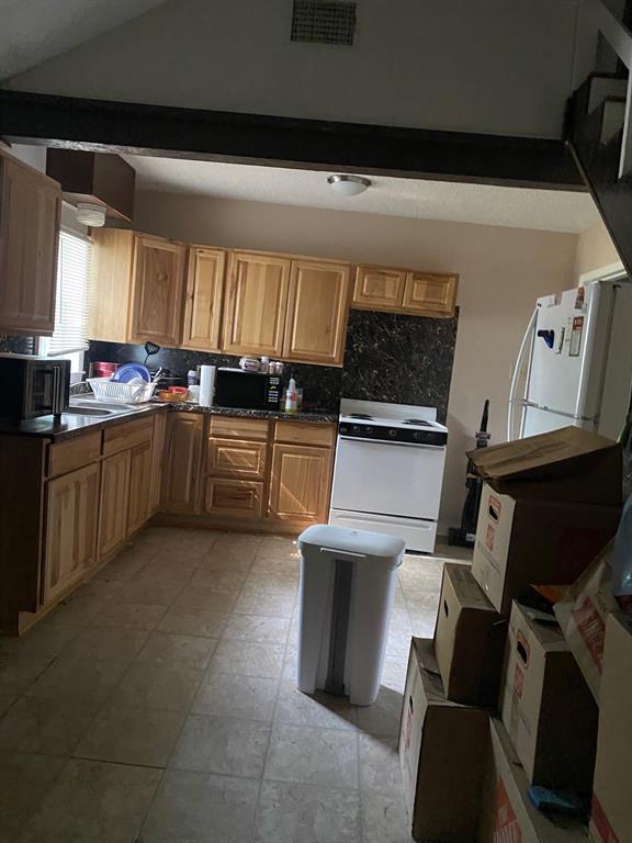 602 W Walcott Avenue Property Photo 24