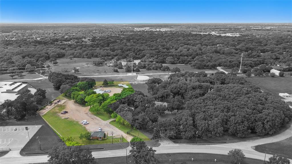 610 W Simonds Road Property Photo 1