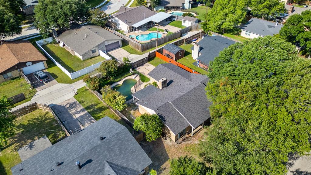 745 Oakland Street Property Photo 13