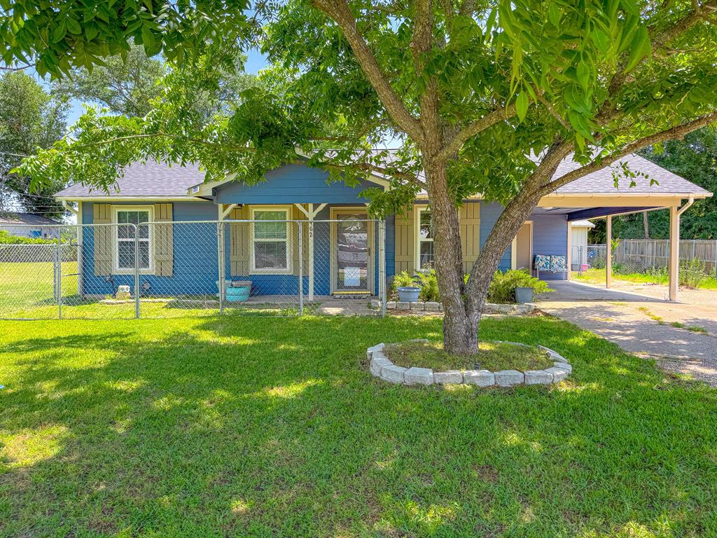 462 Anderson Lane Property Photo 1