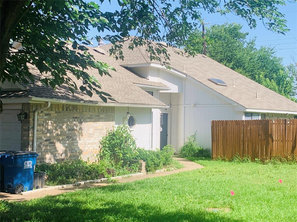 102 Hollywood Drive Property Photo 1