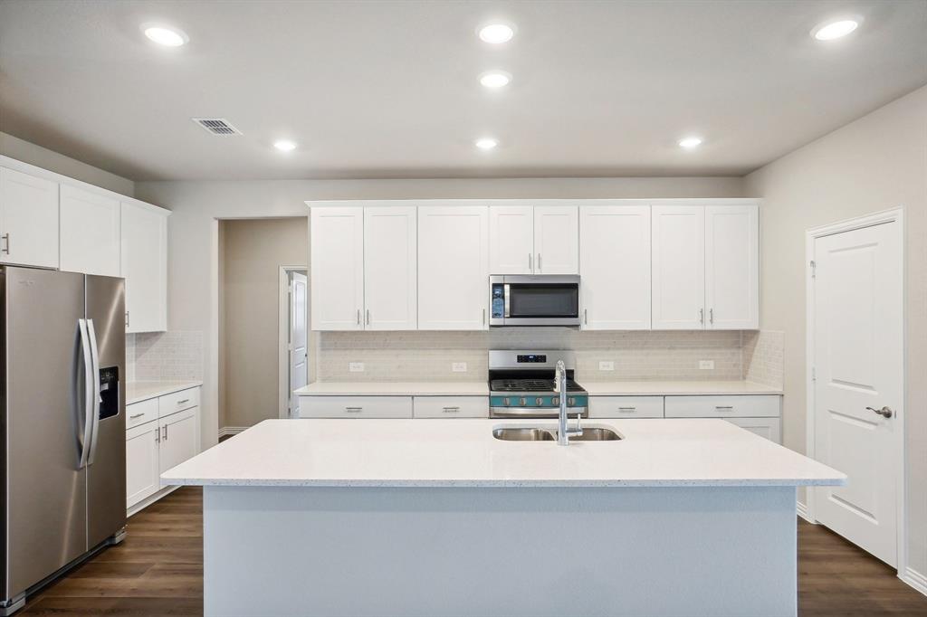 3402 Eagle Mount Drive Property Photo 1
