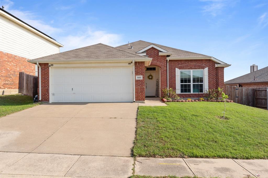 5600 Seafield Lane Property Photo 1
