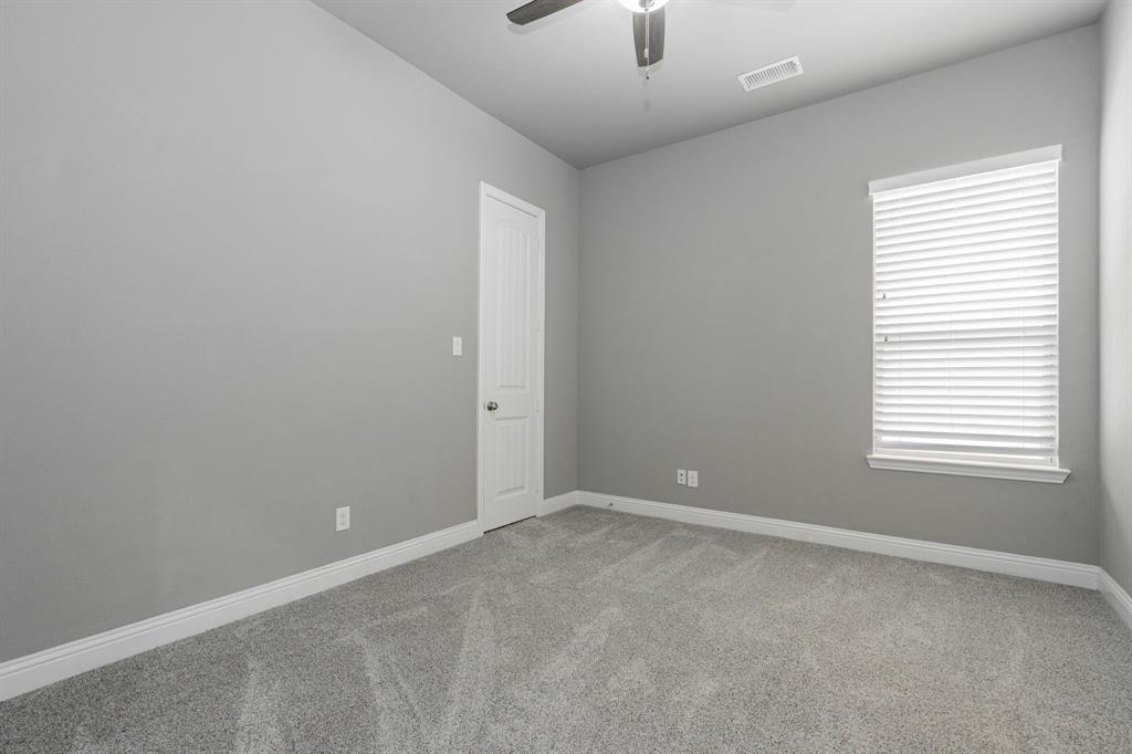 913 Colby Bluff Drive Property Photo 22
