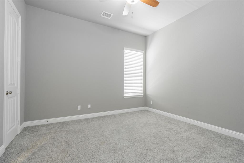 913 Colby Bluff Drive Property Photo 25