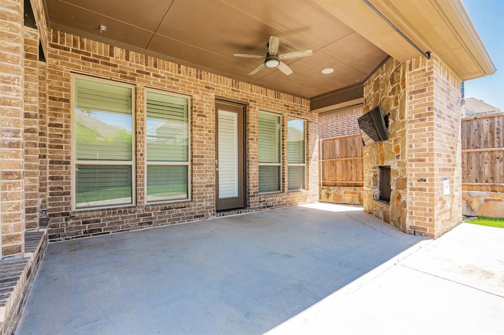 913 Colby Bluff Drive Property Photo 29