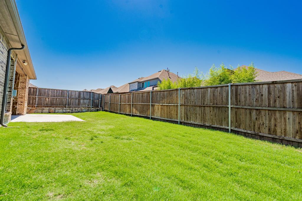 913 Colby Bluff Drive Property Photo 31