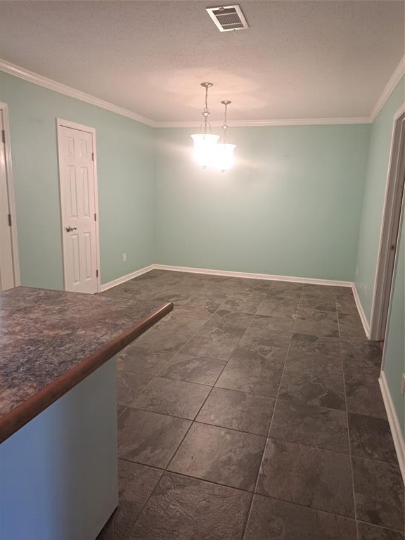 4810 Birdwell Lane Property Photo 9