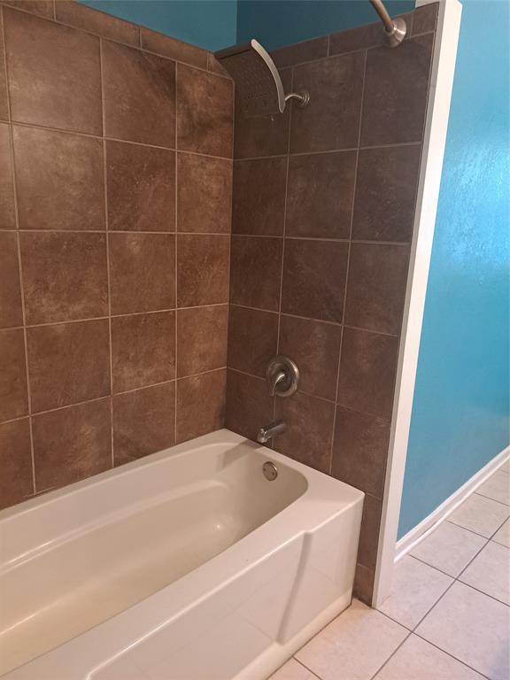 4810 Birdwell Lane Property Photo 11